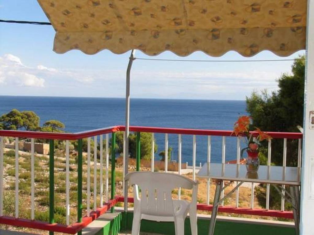Αlexandros Apartment Votsi  Quarto foto