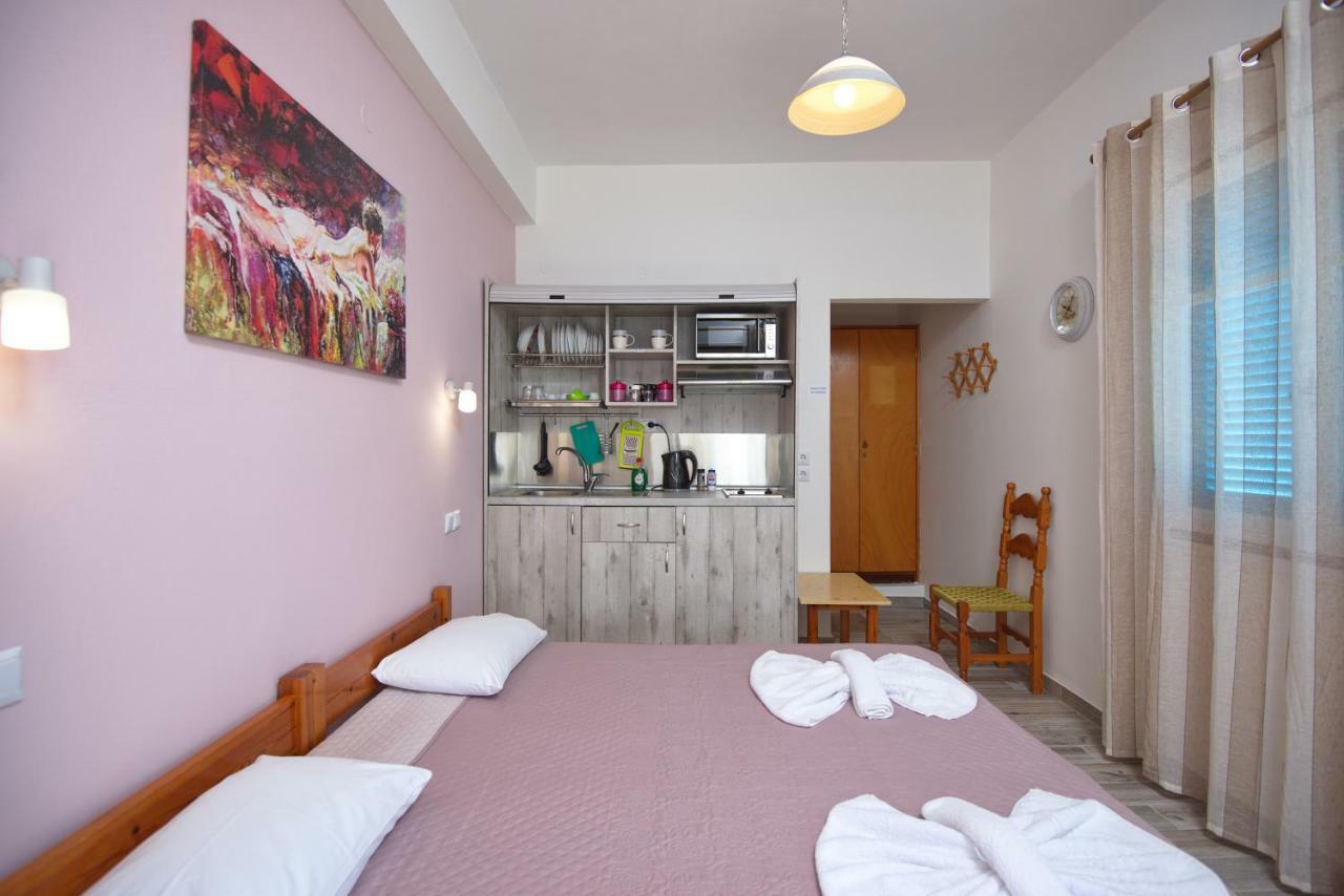 Αlexandros Apartment Votsi  Exterior foto